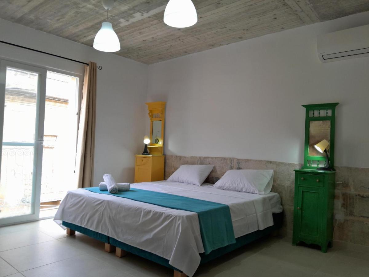 Limestone Suites 斯利马 外观 照片