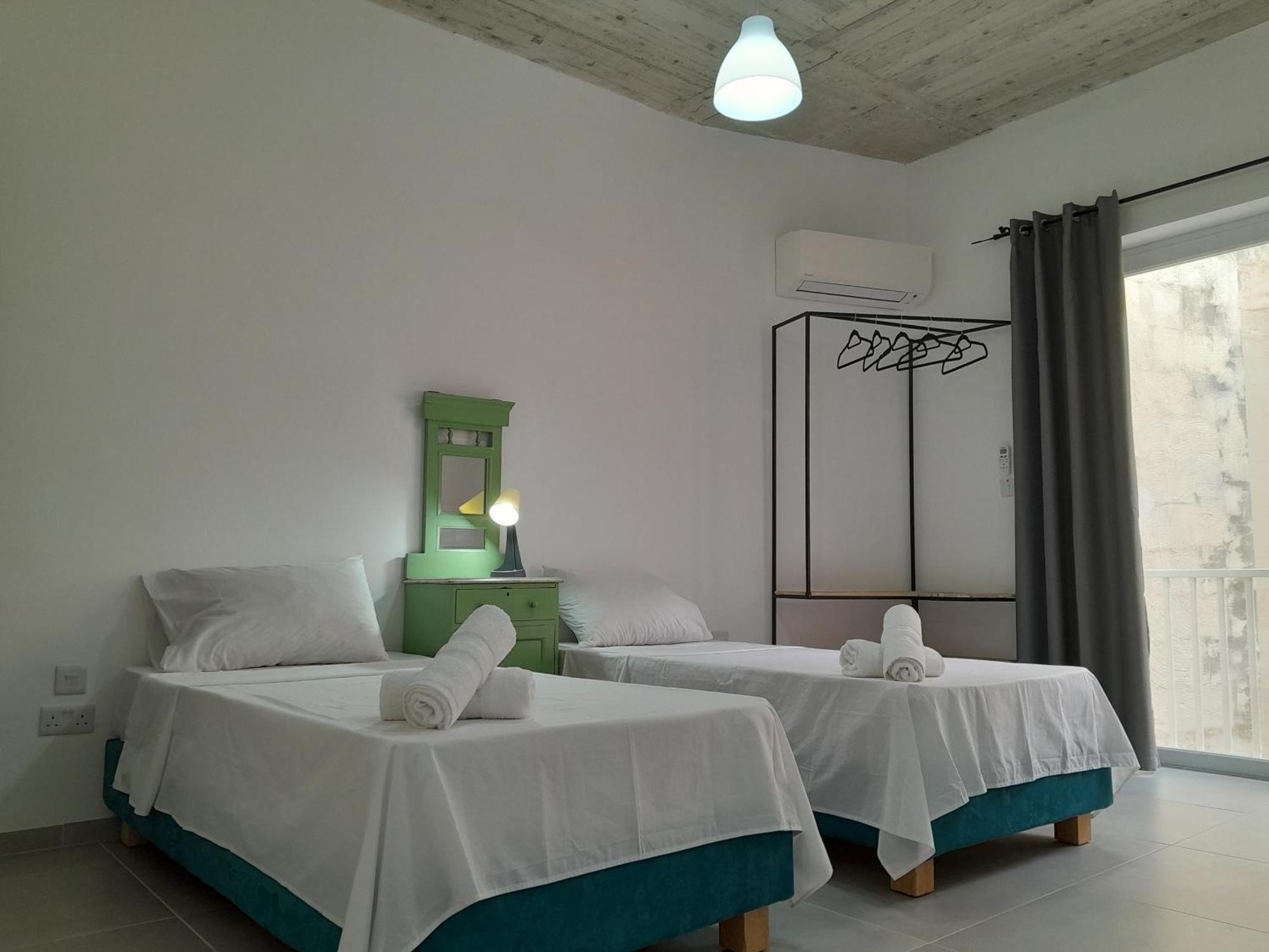 Limestone Suites 斯利马 外观 照片