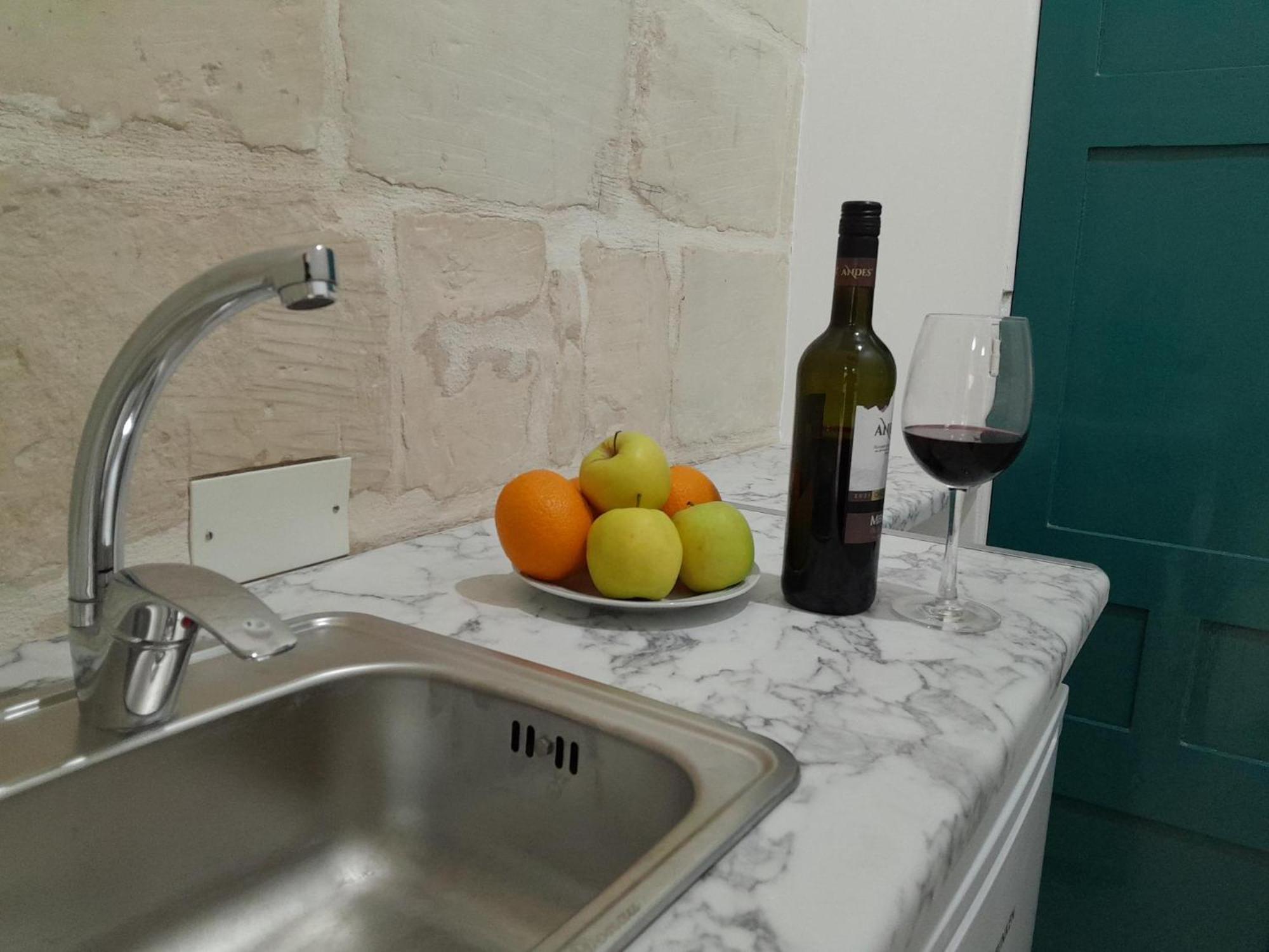 Limestone Suites 斯利马 外观 照片